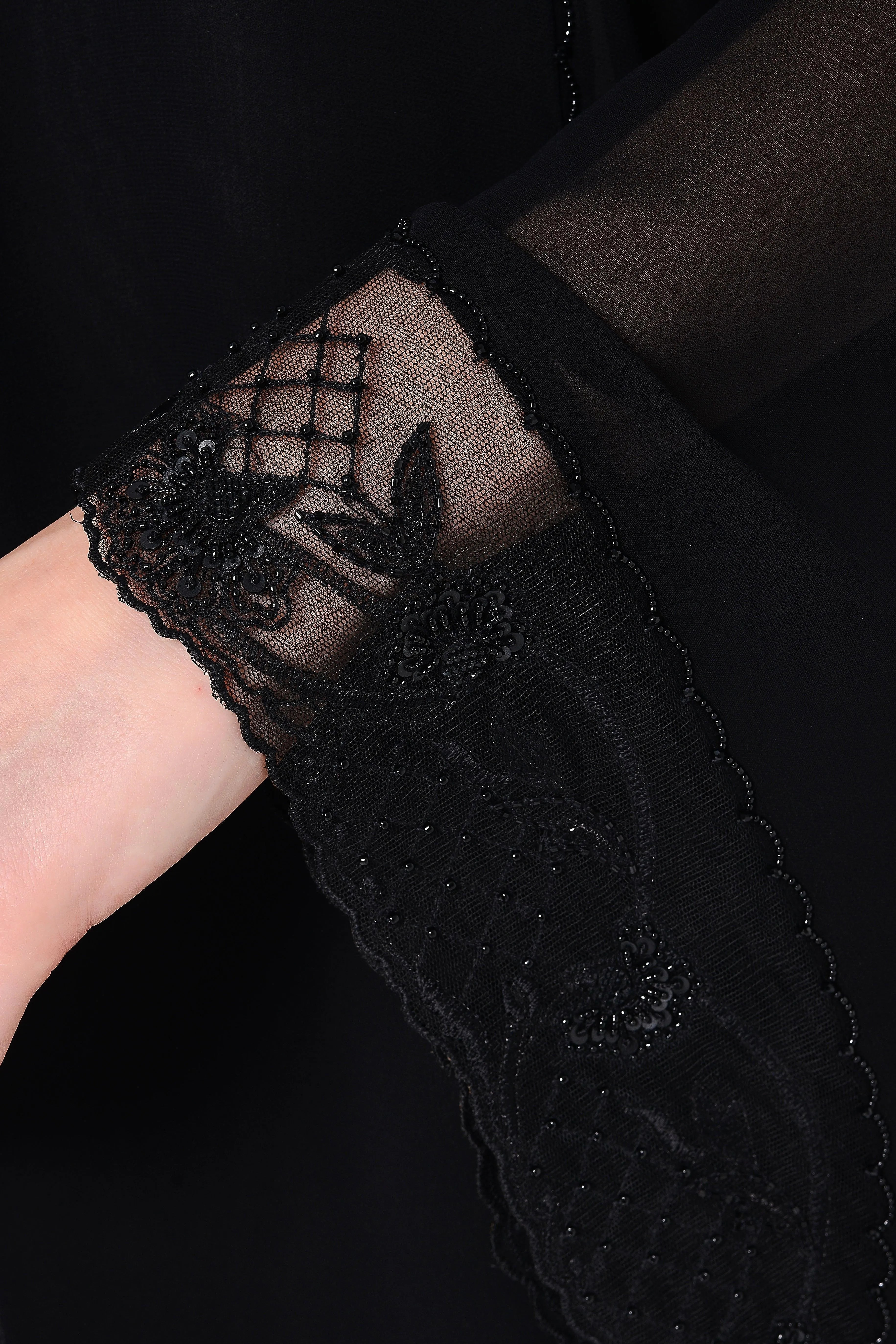 Black Malika Chiffon Bahraini Abaya with Lacework Details - Posh Abaya