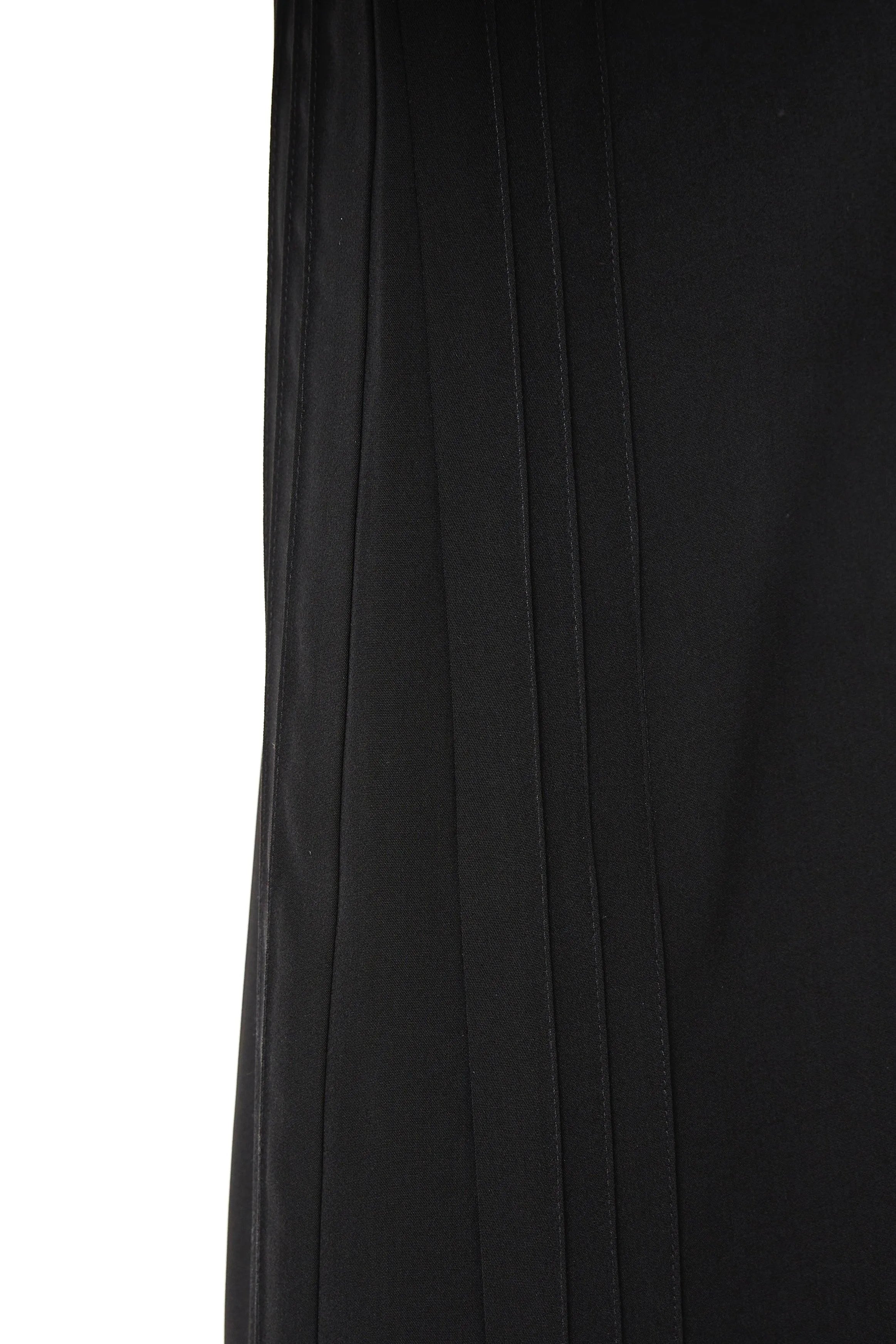 Accent Black Tiana Crepe Abaya with Side Stitch - Posh Abaya