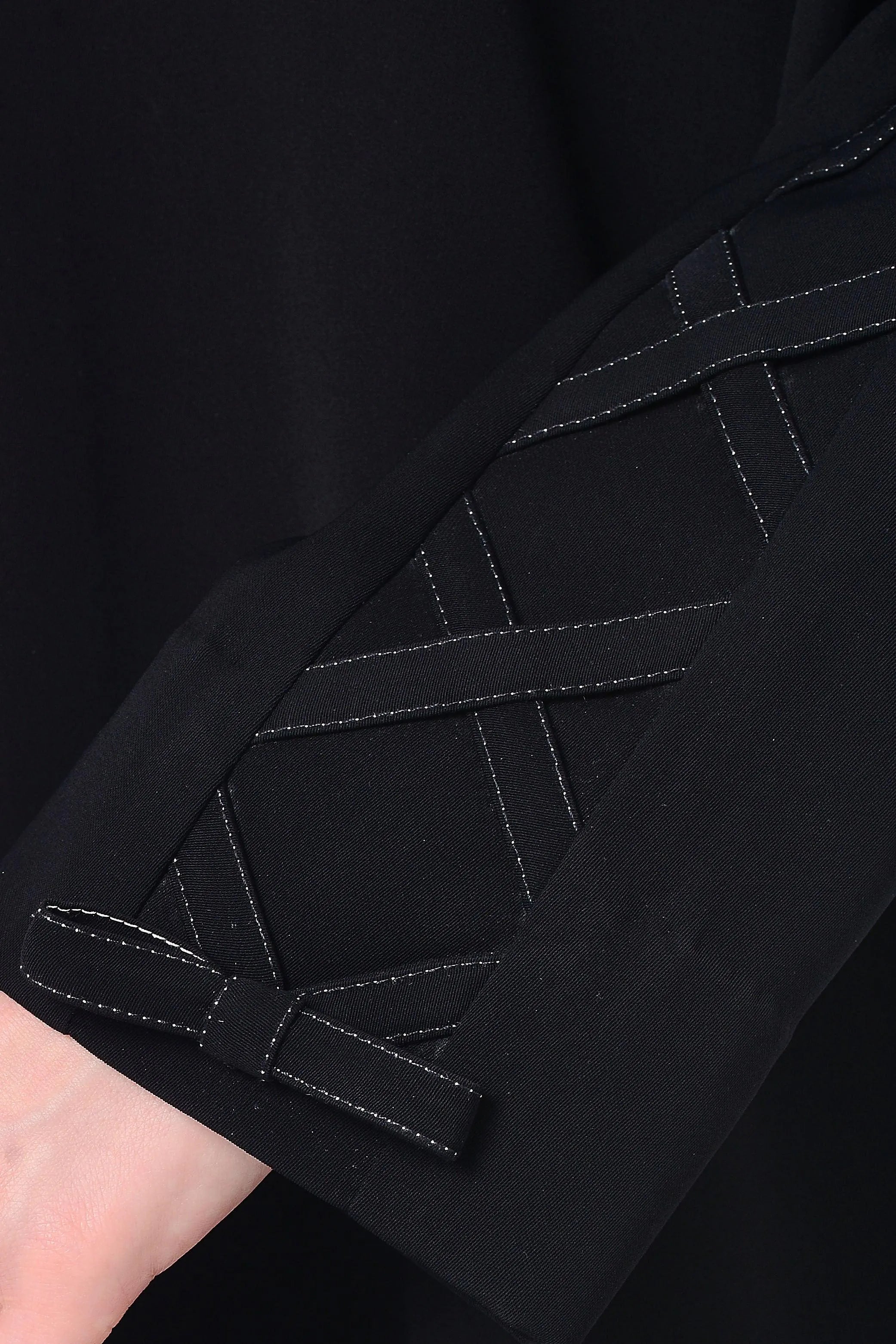 Black Layan Crepe Abaya with Geometric Sleeve Design - Posh Abaya