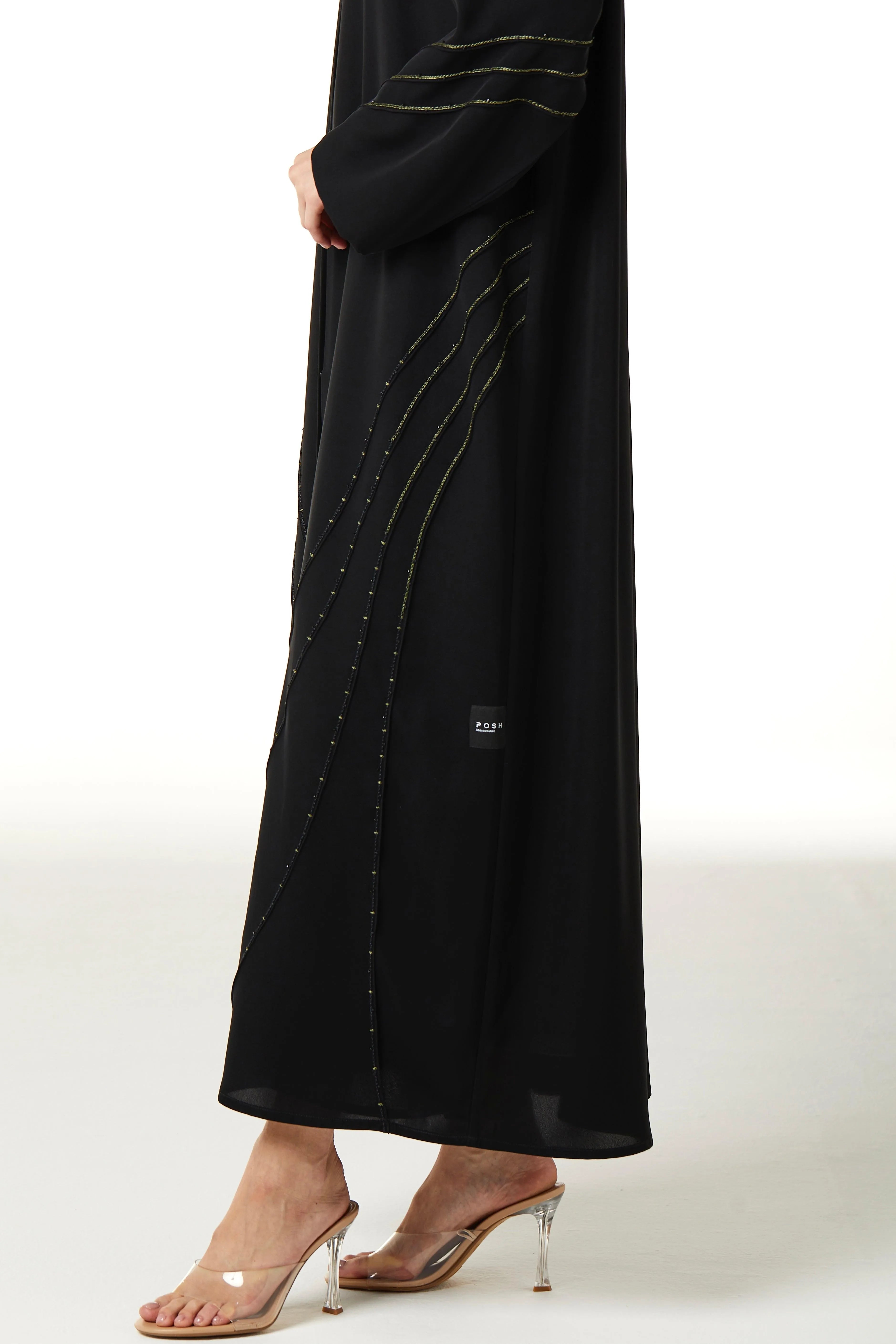 Black Farasha Crepe Abaya with Abstract Line Threadwork - Posh Abaya