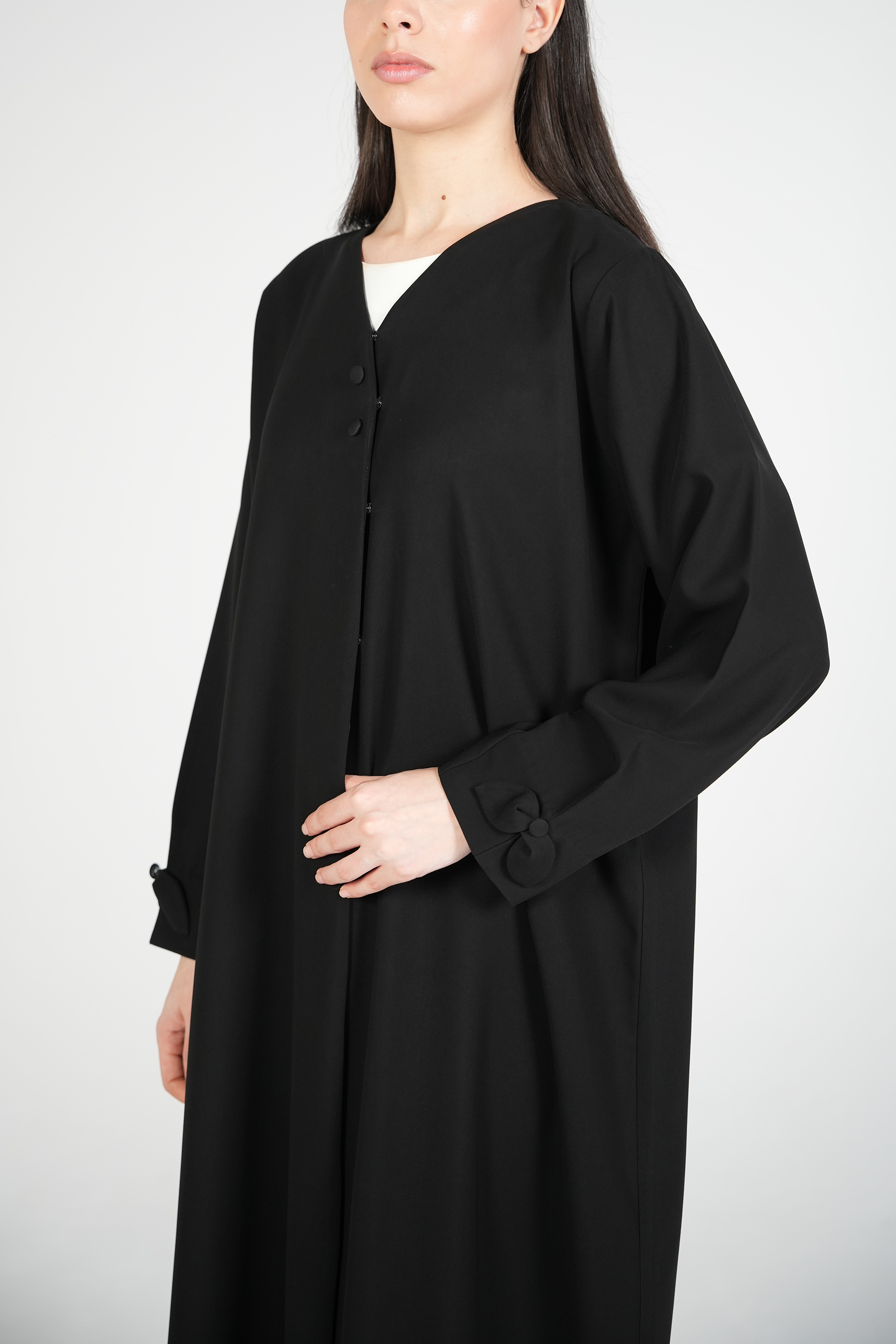 Black Nova Crepe Abaya with Appliqué Bow Details on Sleeves - Posh Abaya