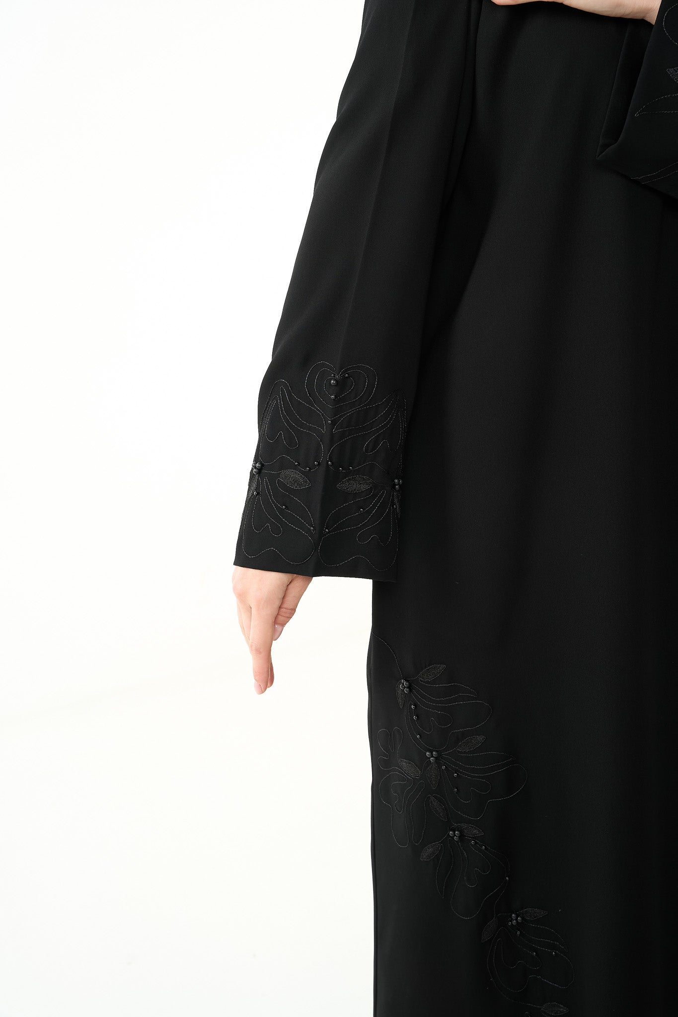 Black Maya Crepe Abaya with Straight Cut and Subtle Embroidered Detail - Posh Abaya