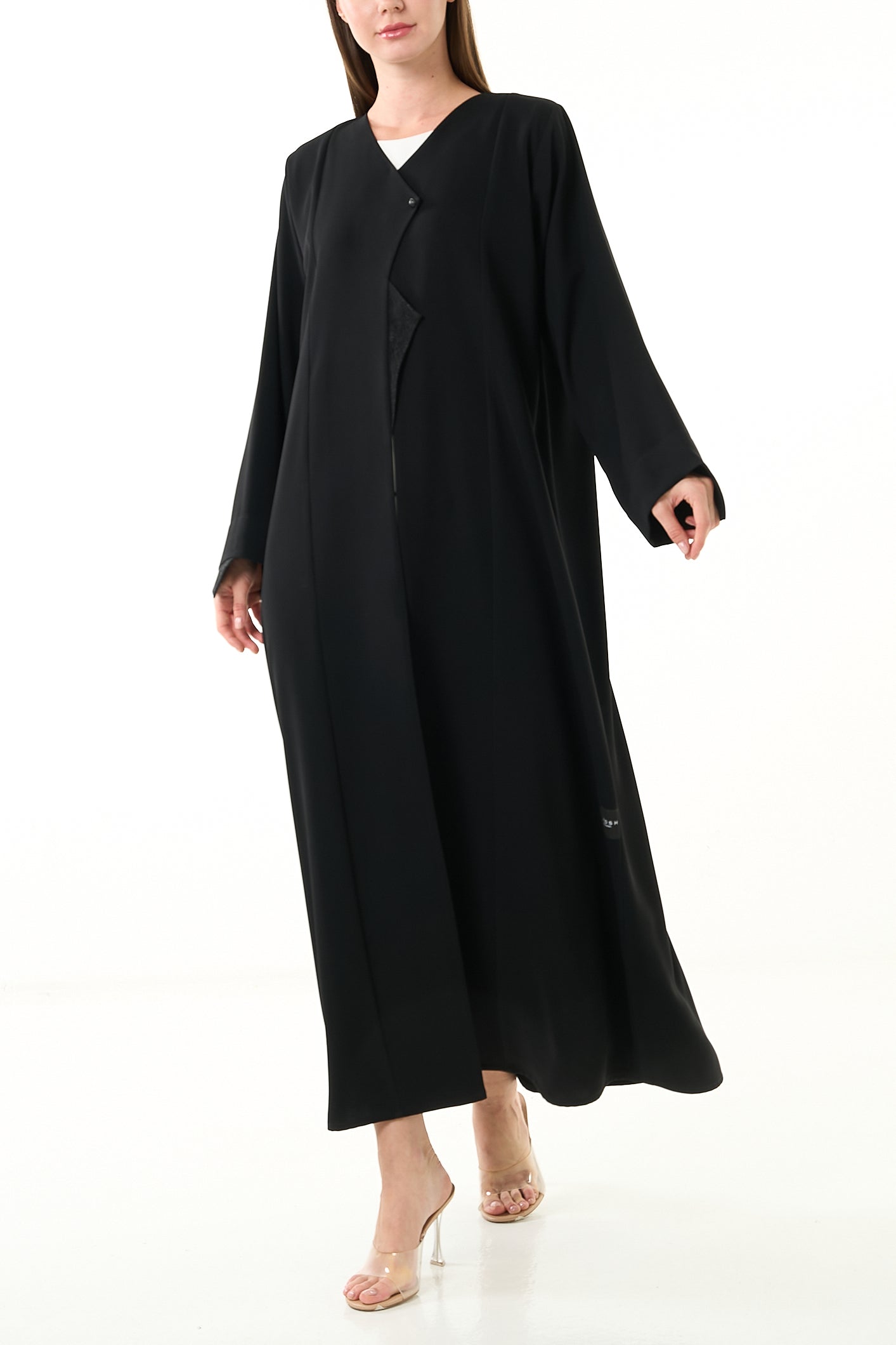 Black Farah Crepe Abaya with Lace Detail - Posh Abaya