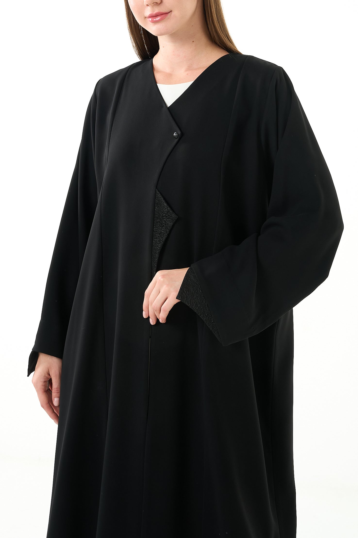Black Farah Crepe Abaya with Lace Detail - Posh Abaya