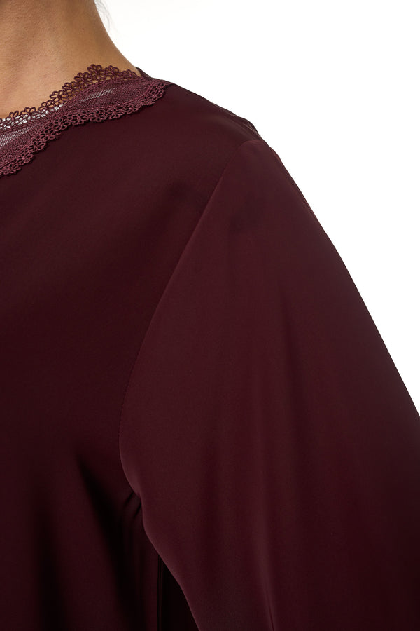 Maroon Amani Nada Abaya, Lace Detail
