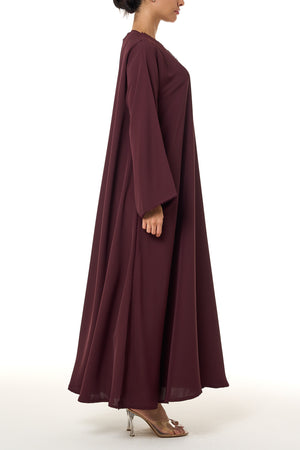 Maroon Deema Nada Abaya, Basic Design