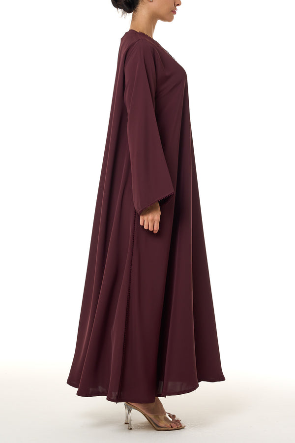Maroon Deema Nada Abaya, Basic Design
