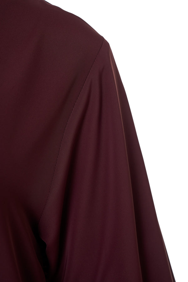 Maroon Deema Nada Abaya, Basic Design