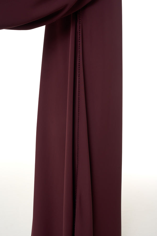 Maroon Deema Nada Abaya, Basic Design