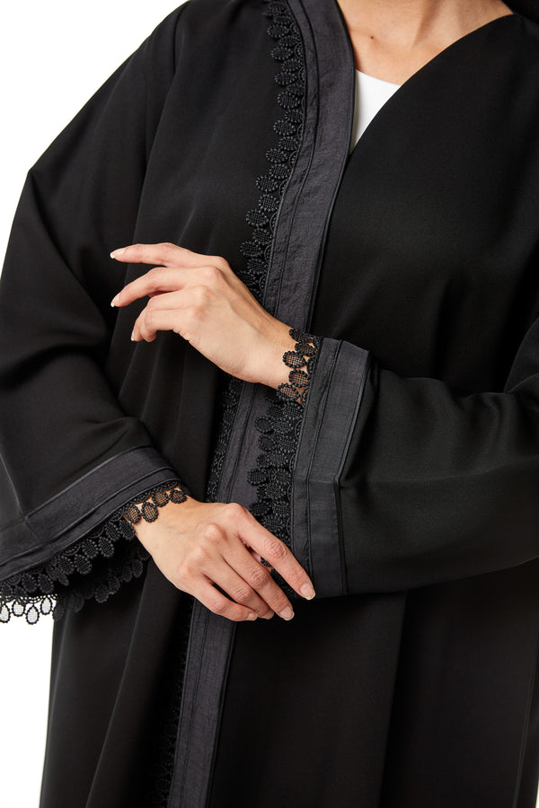 Black Emarati Crepe, Basic Design