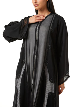 Black Royal Nada, Front Beadwork Detail
