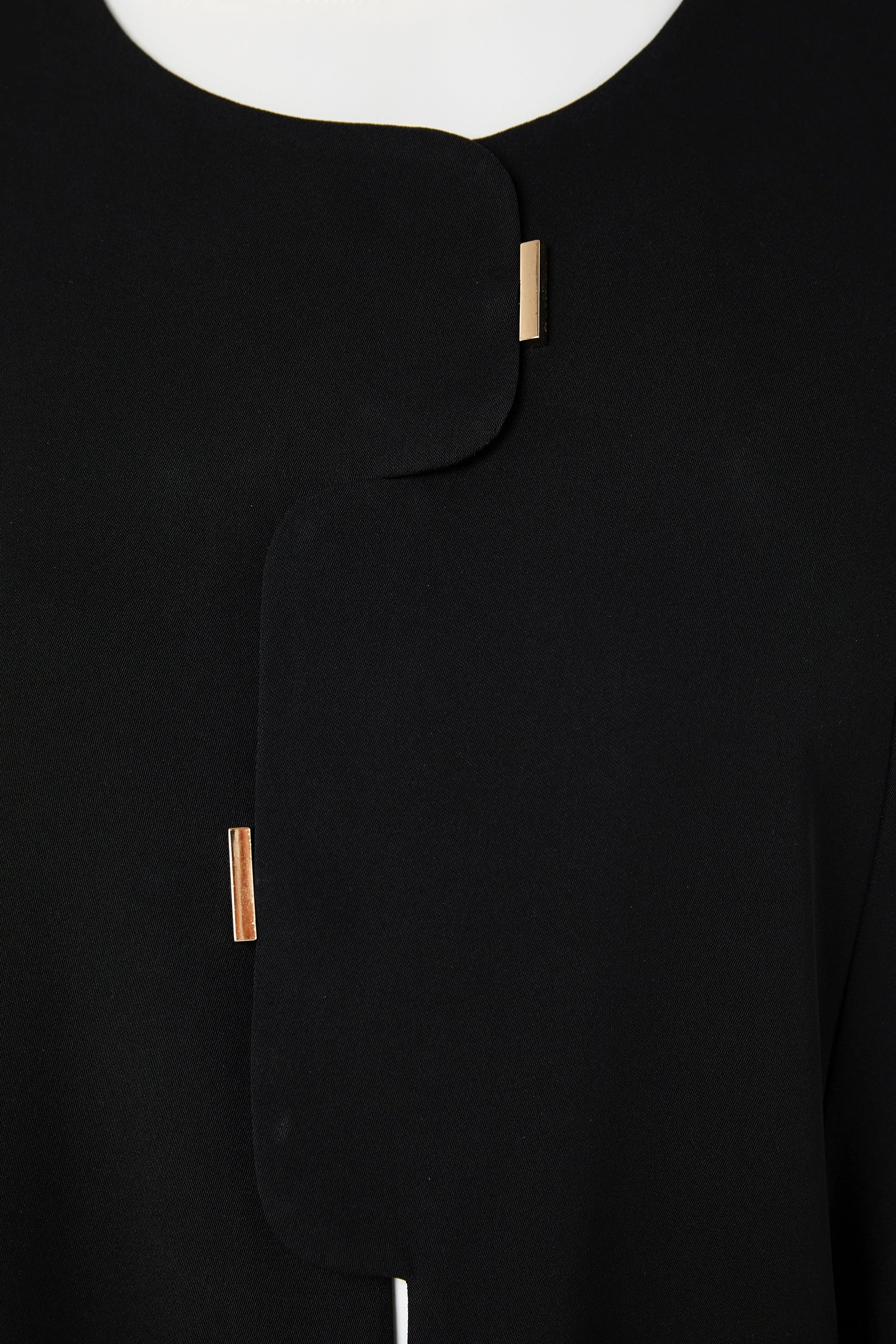 Black Farasha Crepe Abaya with Front Overlap and Cut - Posh Abaya