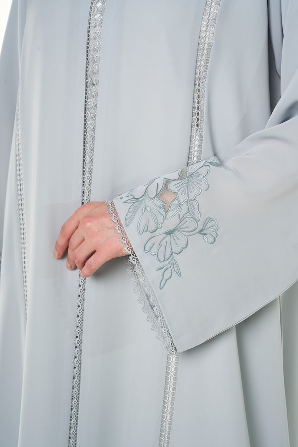Green Maha Nada Abaya, Embroidery