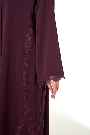 Maroon Jouri Nada Abaya, Lace Detail