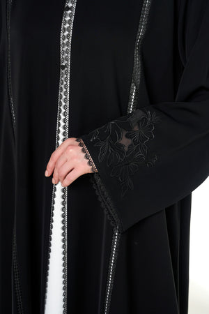 Black Maha Nada Abaya, Embroidery
