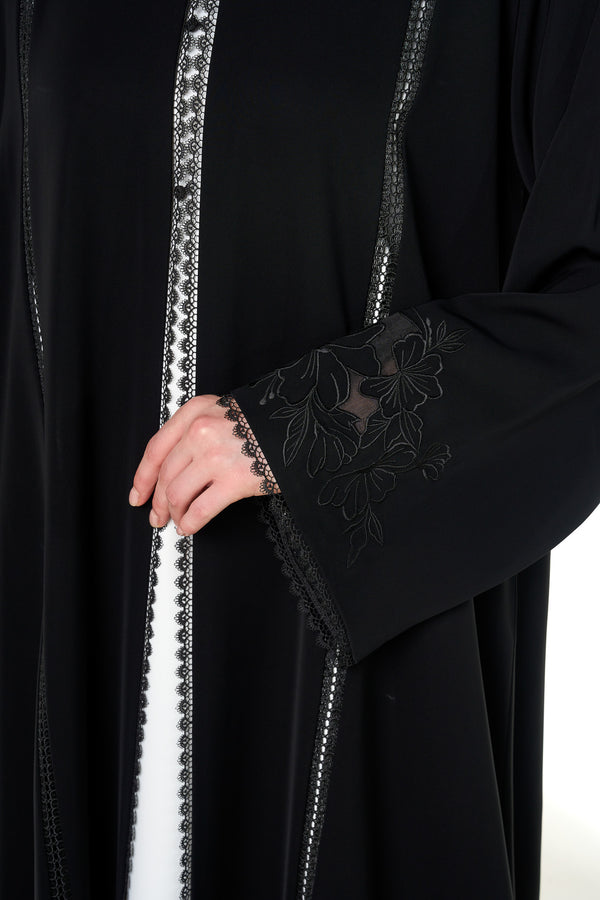Black Maha Nada Abaya, Embroidery