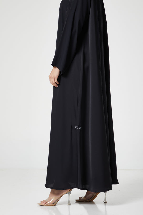 Black Malaki Satin, Basic Design