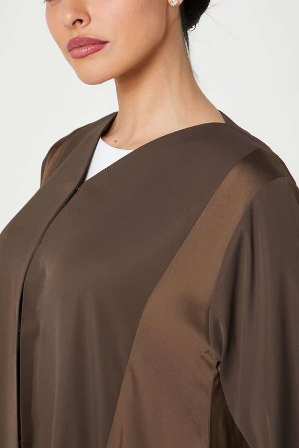 Brown Malaki Satin, Basic Design