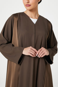 Brown Malaki Satin, Basic Design