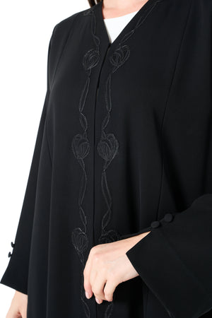 Black Farasha Crepe Abaya with Centre Tatreez Embroidery