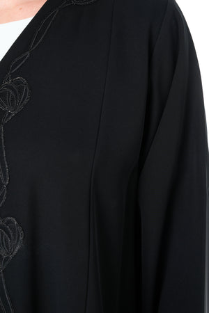 Black Farasha Crepe Abaya with Centre Tatreez Embroidery