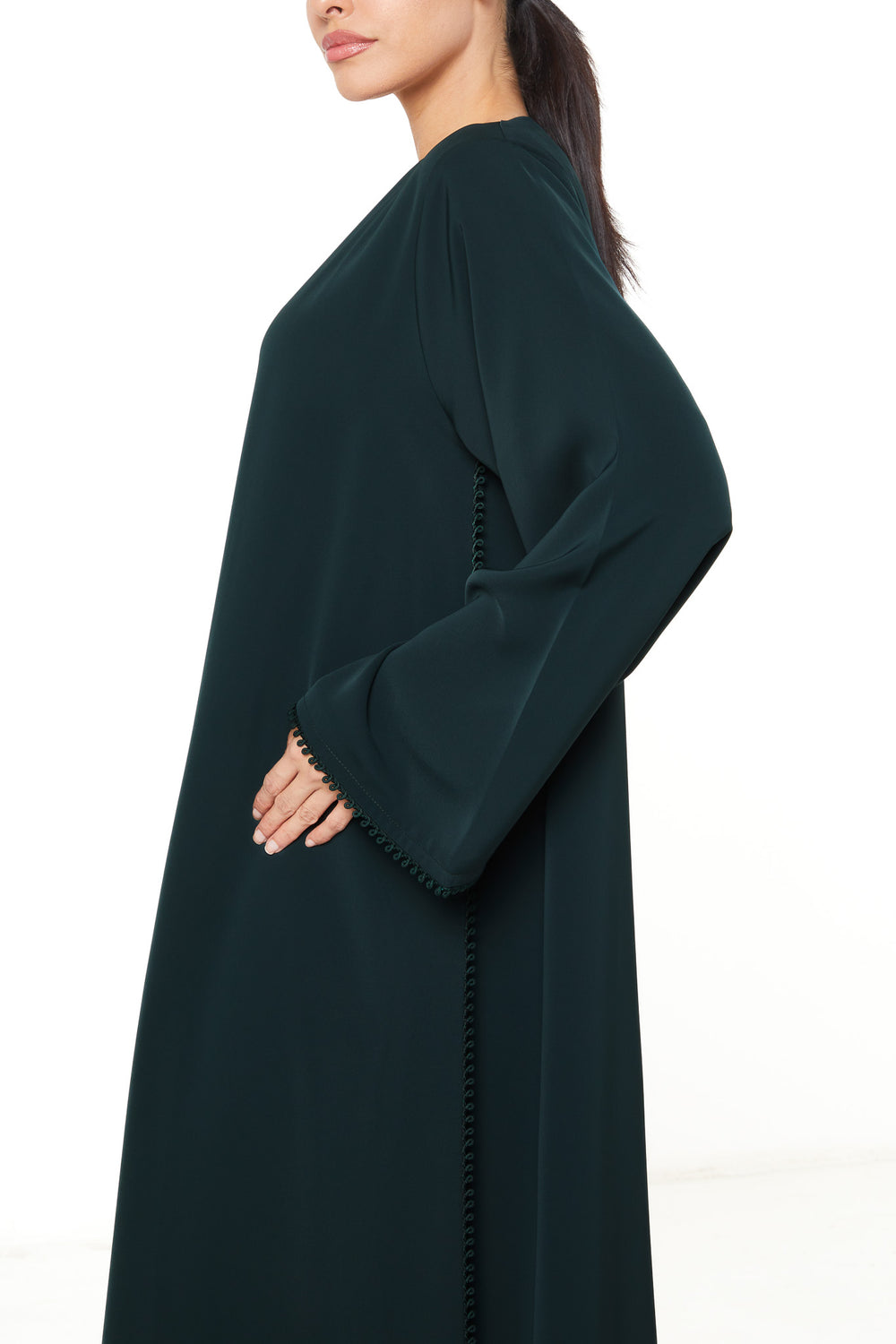 Green Reem Nada Abaya, Basic Design