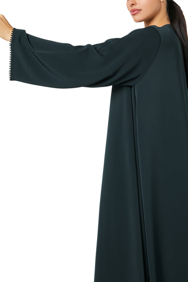 Green Reem Nada Abaya, Basic Design