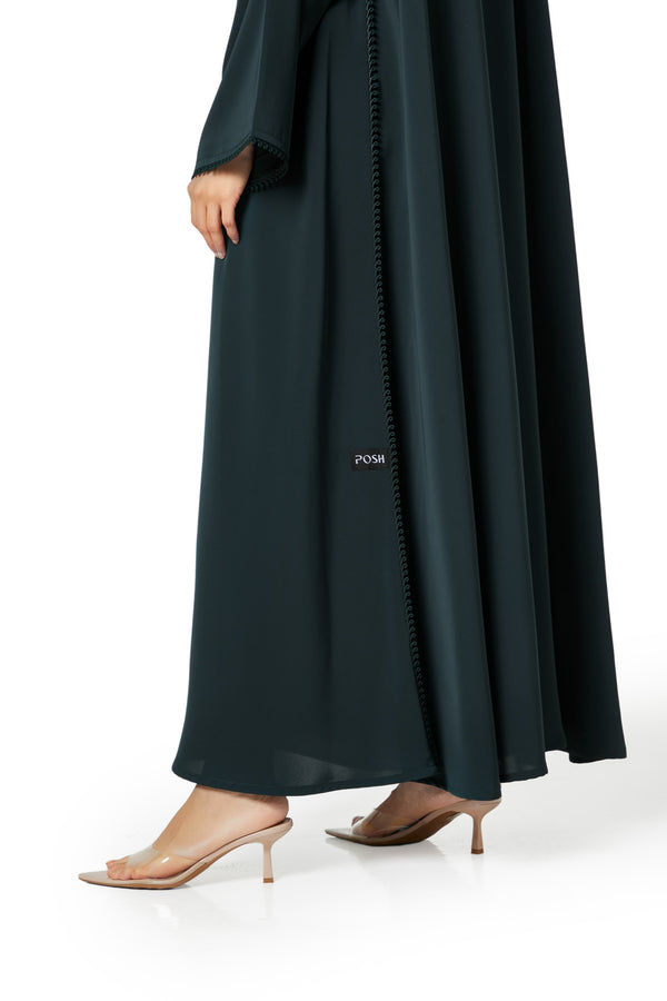 Green Reem Nada Abaya, Basic Design