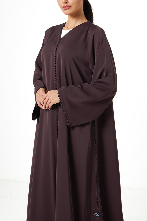Brown Amani Nada Abaya, Basic Design