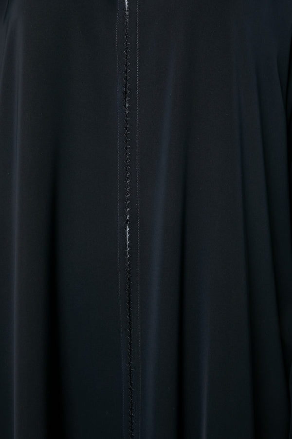Black Classic Nada Abaya, Basic Design