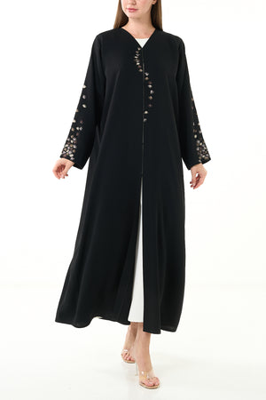 Black Farasha Crepe Abaya with Front and Sleeve Threadwork Detail