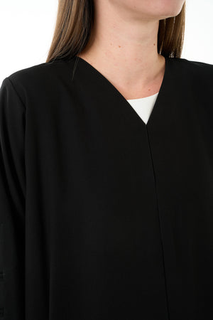 Black Maya Crepe Abaya with Classic Minimal Finish