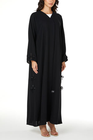 Black Wave Crepe, Basic Design