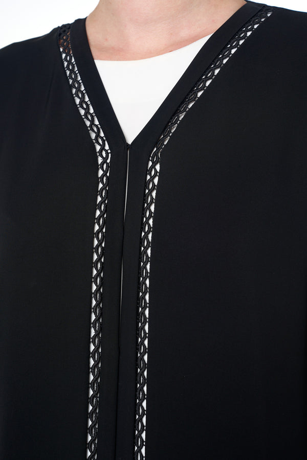 Black Saba Nada Abaya, Lace Detail